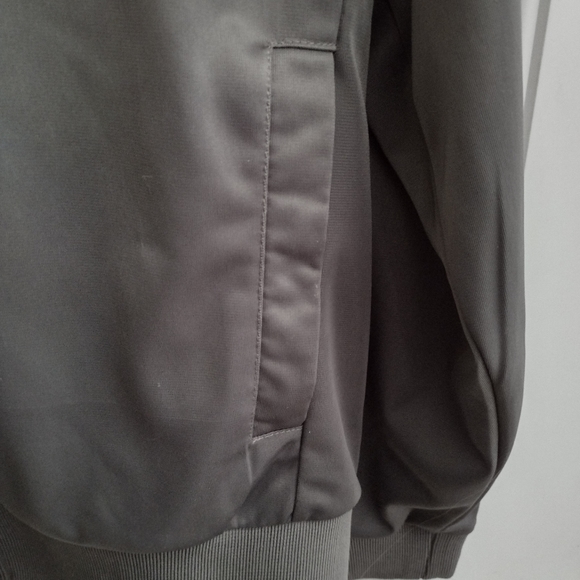 Gray Jacket - Picture 5 of 6